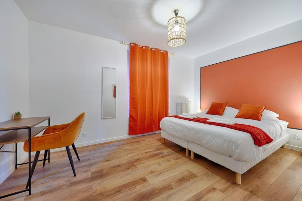 Welcome To Lava House Marly le Roi Bagian luar foto