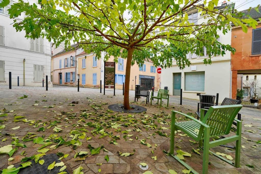 Welcome To Lava House Marly le Roi Bagian luar foto